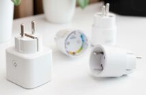 Umweltbewusst handeln mit einem Smart Plug (Foto: AdobeStock - 898530240 Proxima Studio)